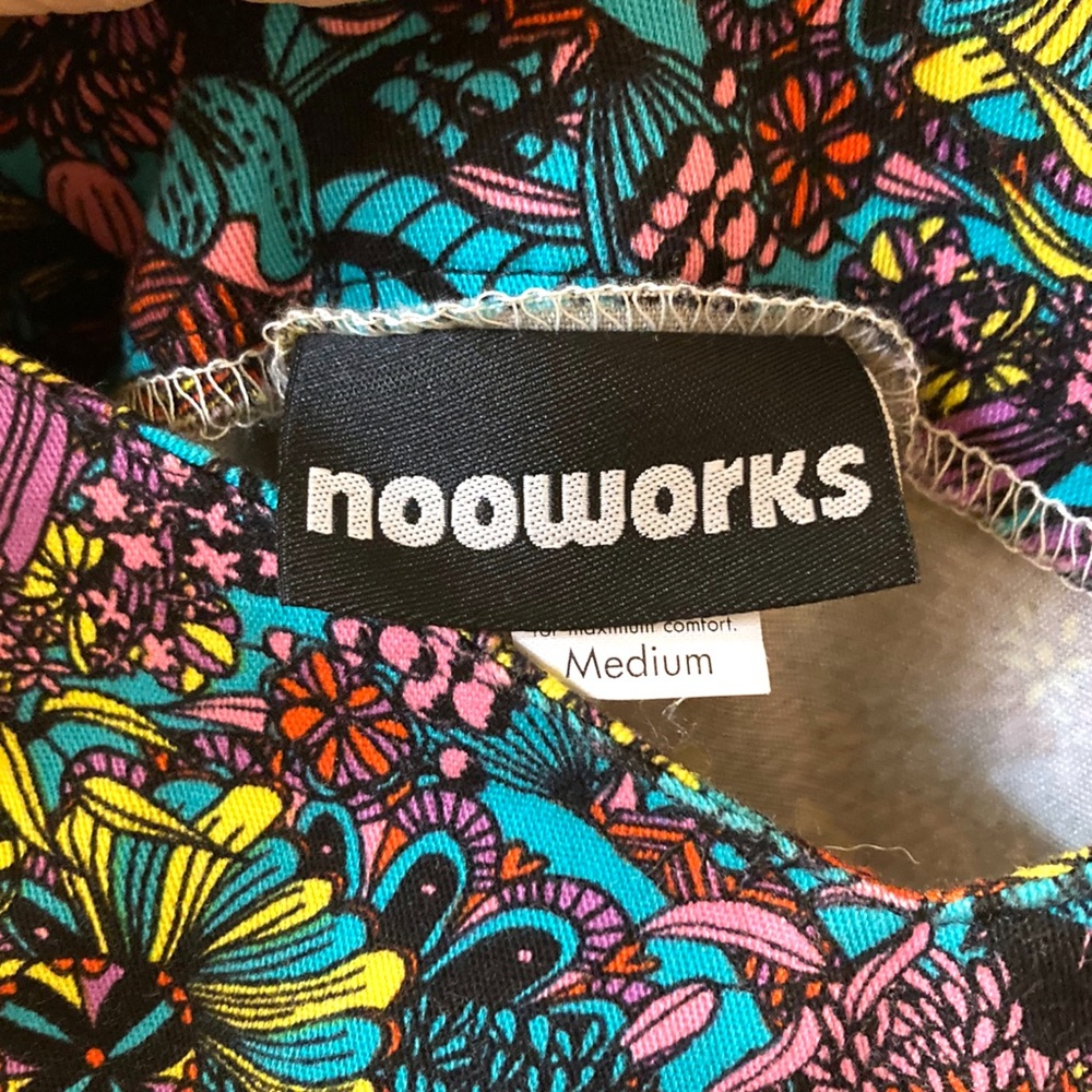 EUC vintage Nooworks Brazilian Flowers Dress - Picture 10 of 15